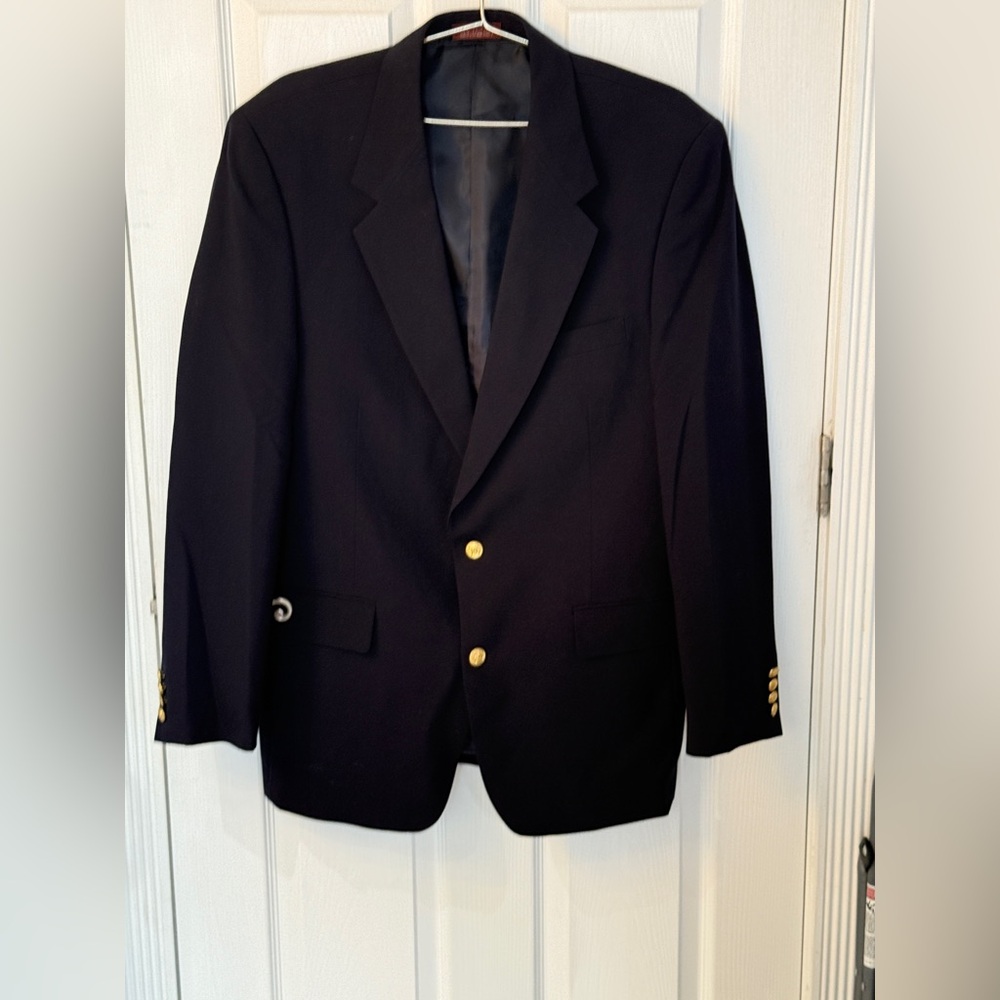 F.R. Tripler & Co. Classic Men's Navy Blue Blazer with Gold Buttons